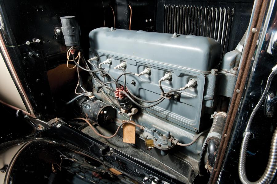  Chevrolet AE Independence Sedan 1931 года  (фото 16 из 17)